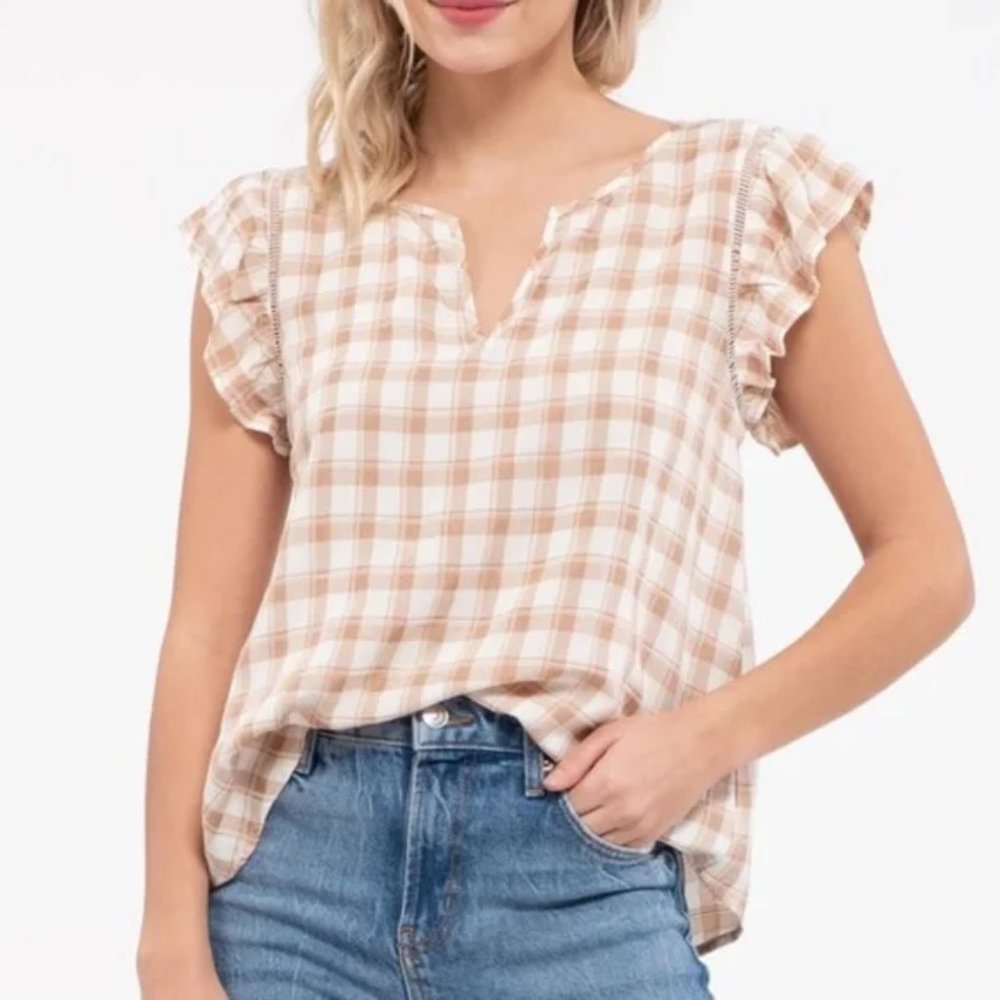 Checkered Flutter Sleeve Top - Picture 2 of 9